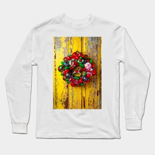 Vintage Christmas Wreath On Yellow Door Long Sleeve T-Shirt